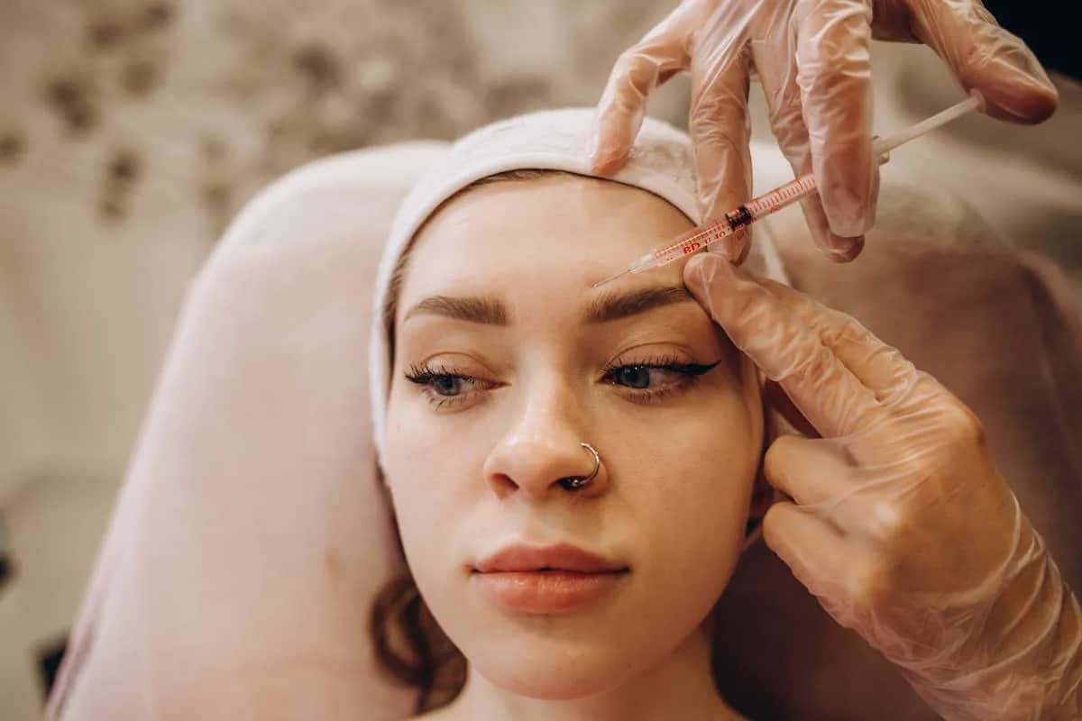 Czego nie robić po botoksie? Kluczowe zasady dla efektów